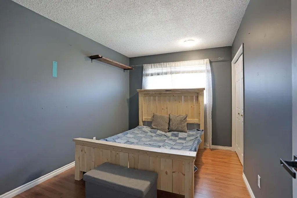 116 Mcnab Park Street E Brooks AB T1R0K6