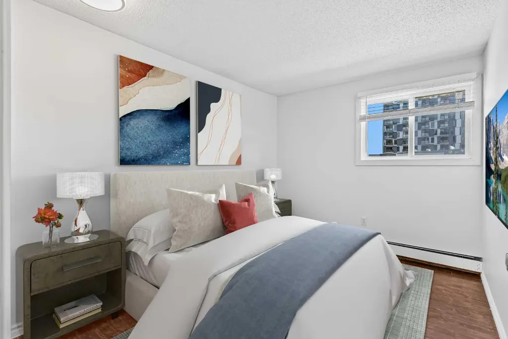 431 1 Avenue NE Calgary AB T2E 0B3
