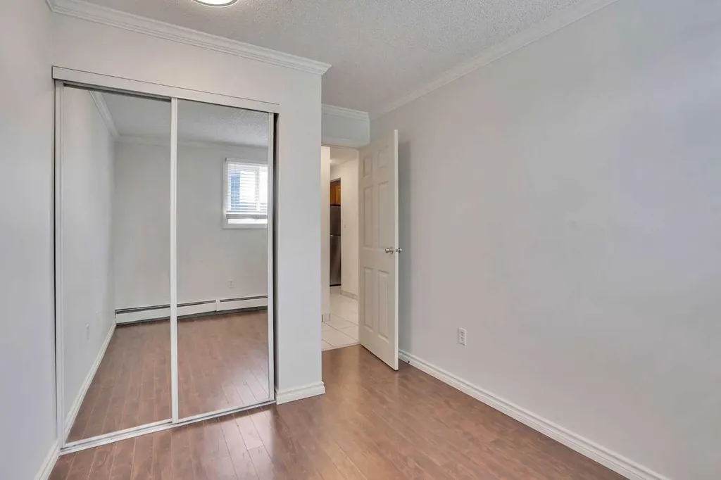 431 1 Avenue NE Calgary AB T2E 0B3