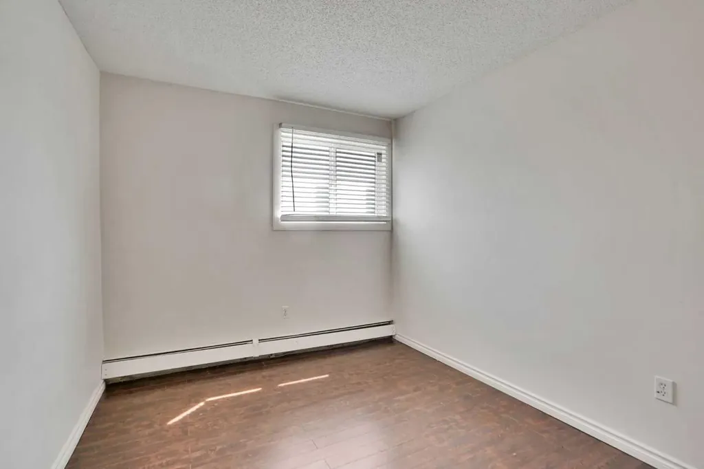 431 1 Avenue NE Calgary AB T2E 0B3