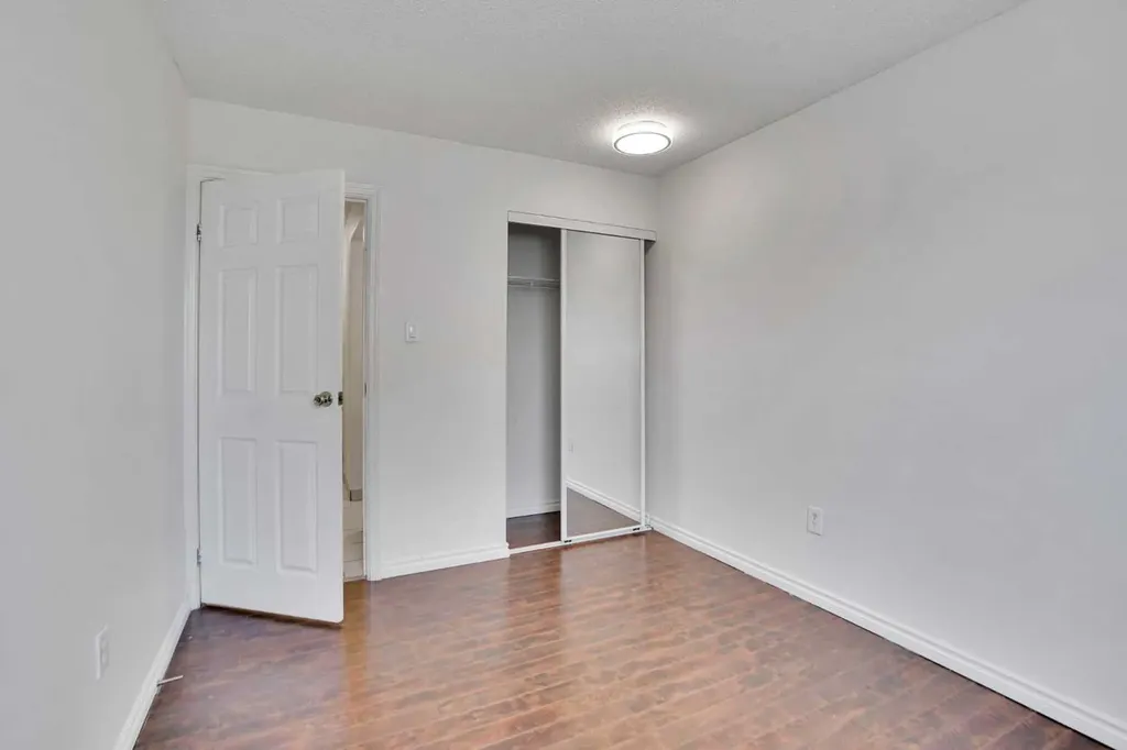 431 1 Avenue NE Calgary AB T2E 0B3