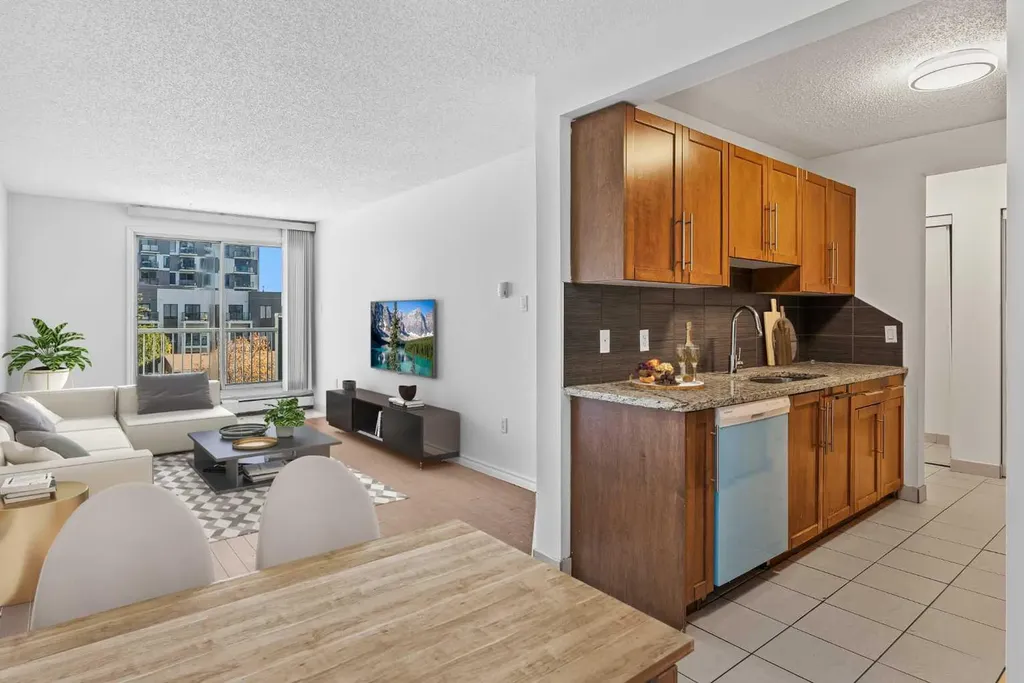 431 1 Avenue NE Calgary AB T2E 0B3