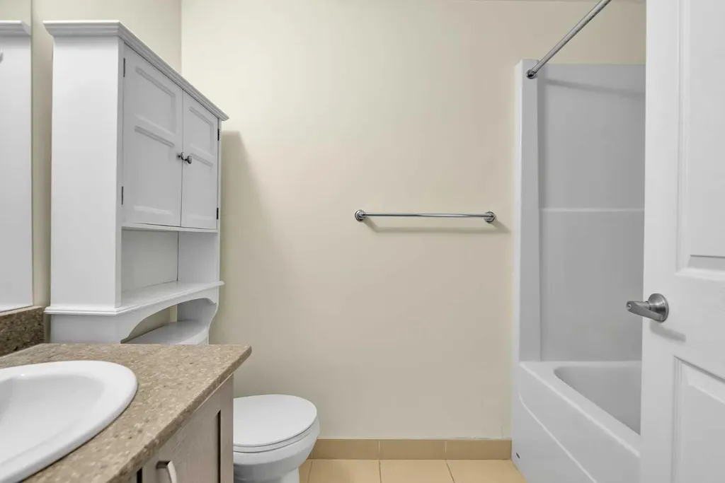 30 Brentwood Common NW Calgary AB T2L 2L8