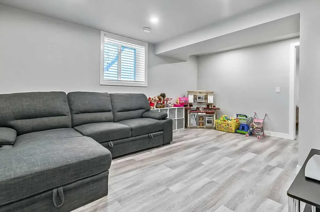 253043 Range Road 280 Rural Rocky View County AB T1Z 0E3