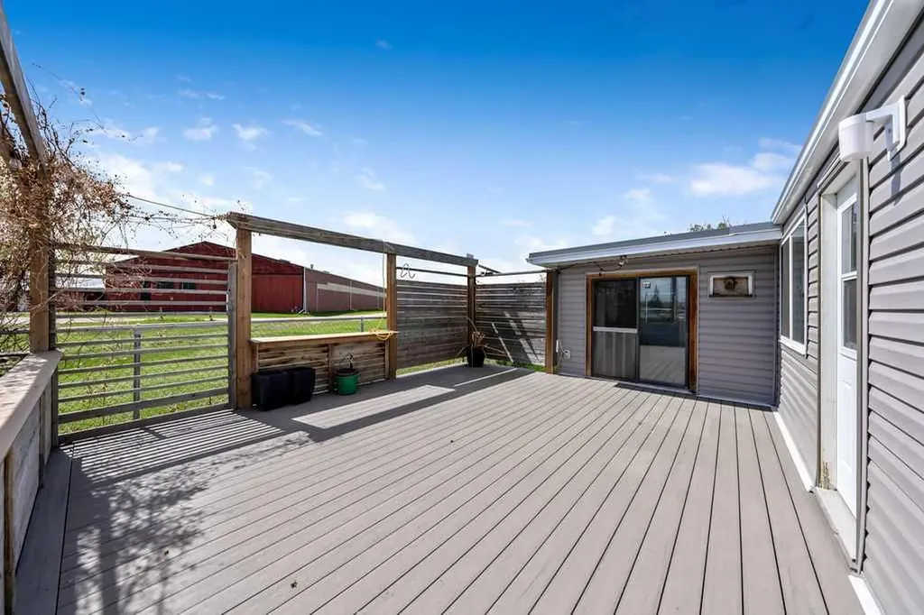 253043 Range Road 280 Rural Rocky View County AB T1Z 0E3