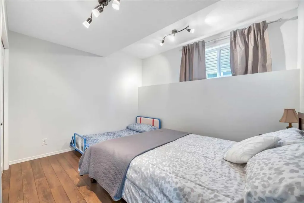 531 Country Meadows Way Diamond Valley AB T0L2A0