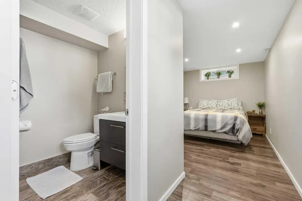 865 Queensland Drive SE Calgary AB T2J 5E4