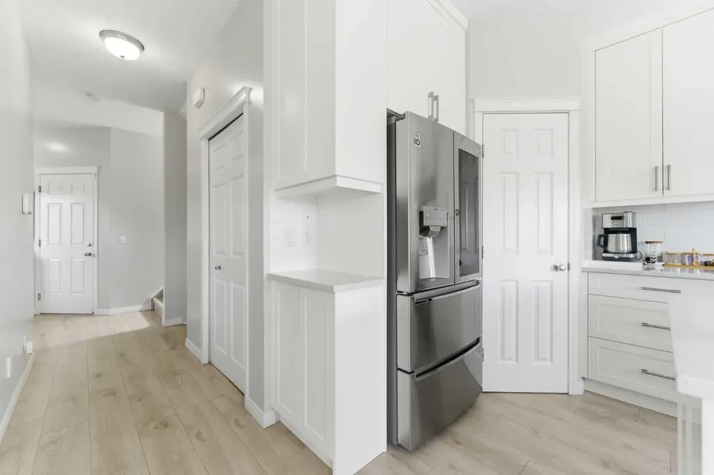 118 Saddletree Close NE Calgary AB T3J 5L1