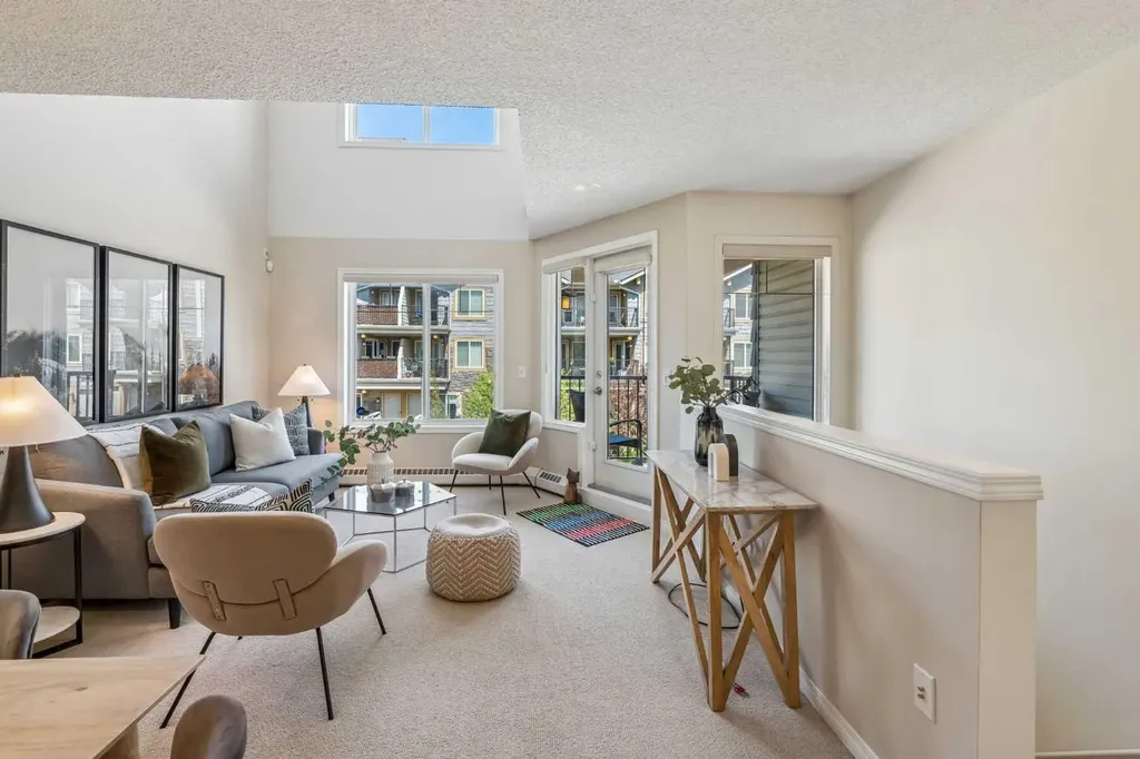 229 Mckenzie Towne Lane SE Calgary AB T2Z 0C3