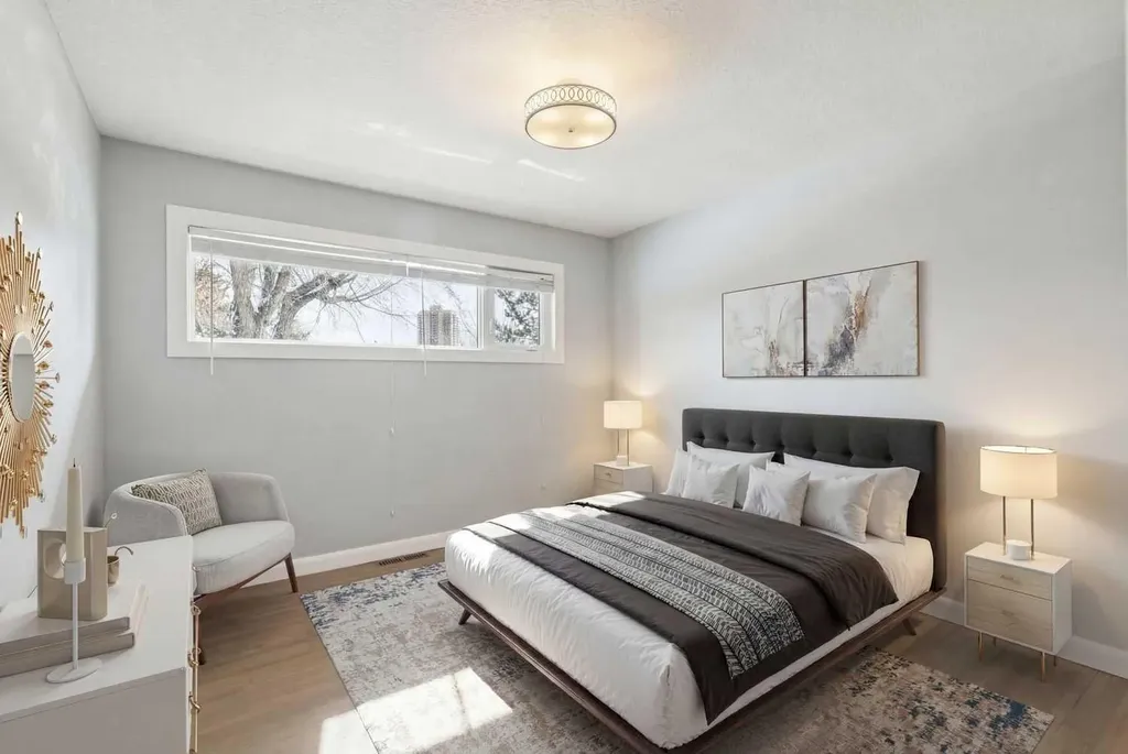 40 Henefer Road SW Calgary AB T2V 3B4