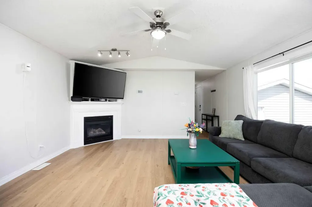 117 Mckinlay Crescent Fort Mcmurray AB T9K 2M6