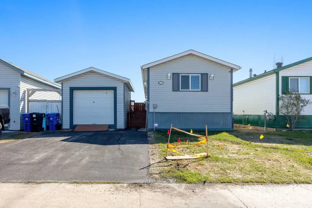 117 Mckinlay Crescent Fort Mcmurray AB T9K 2M6