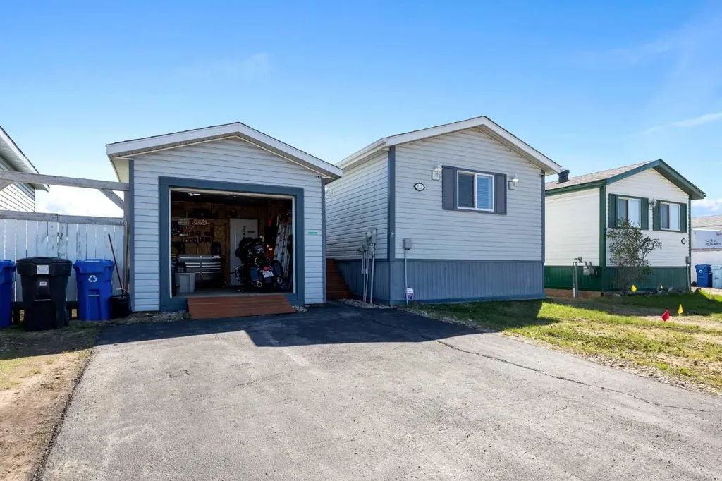 117 Mckinlay Crescent Fort Mcmurray AB T9K 2M6