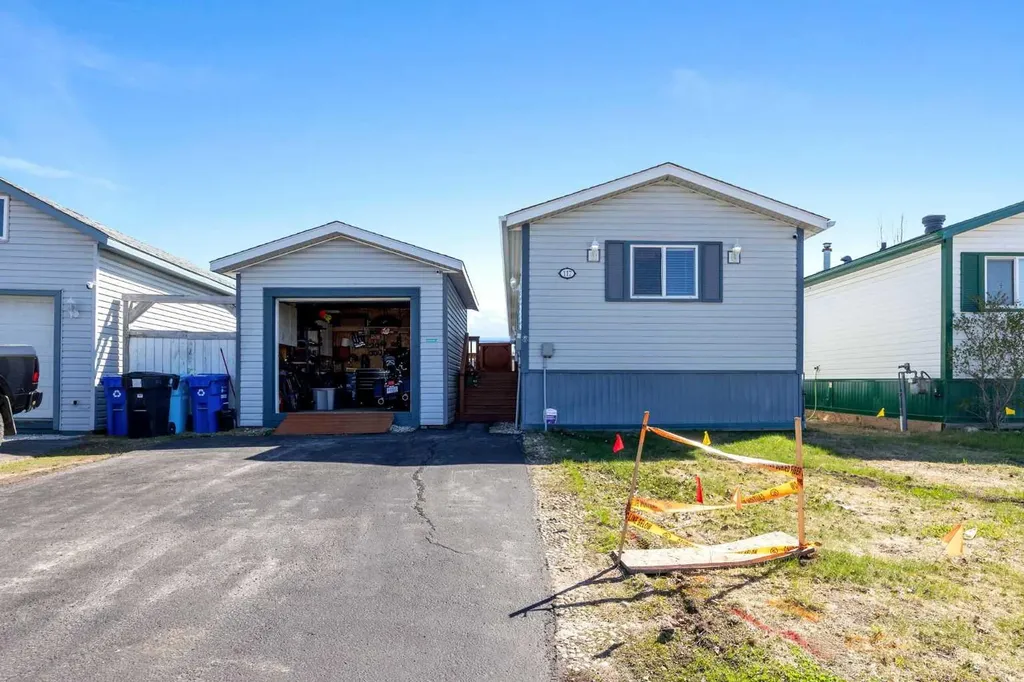 117 Mckinlay Crescent Fort Mcmurray AB T9K 2M6