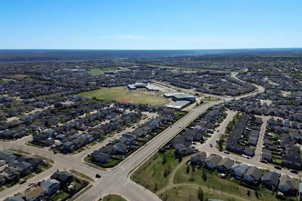 117 Mckinlay Crescent Fort Mcmurray AB T9K 2M6