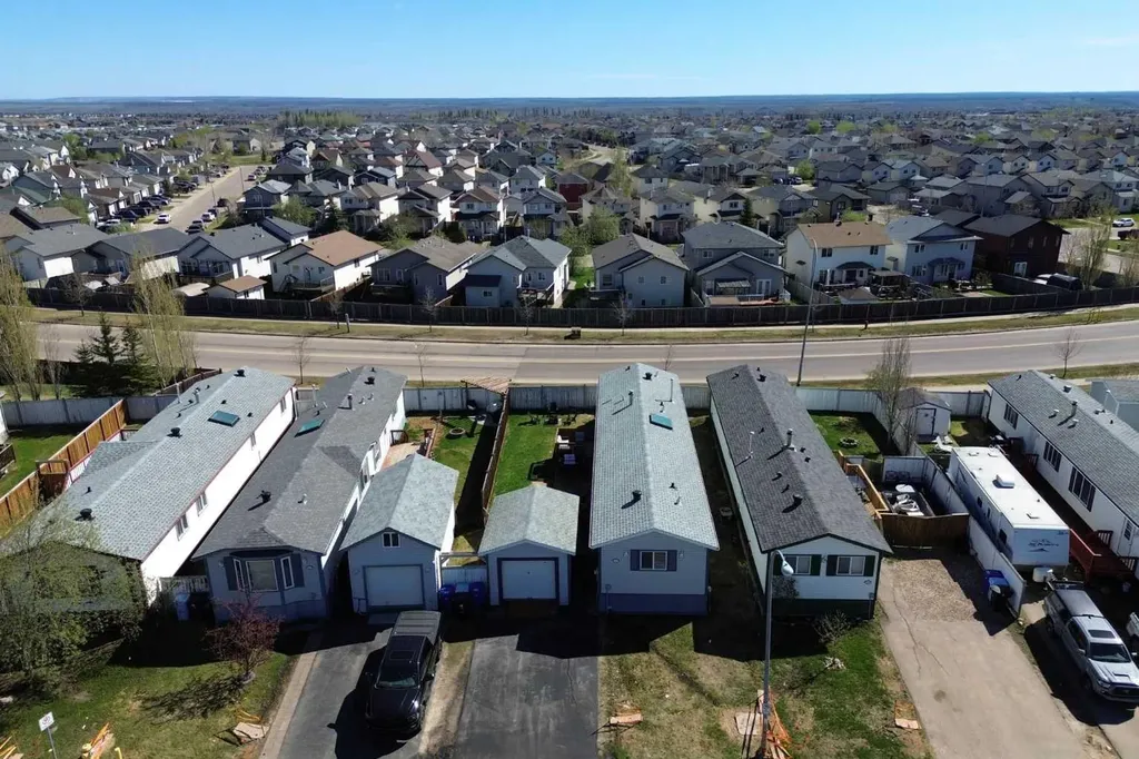 117 Mckinlay Crescent Fort Mcmurray AB T9K 2M6