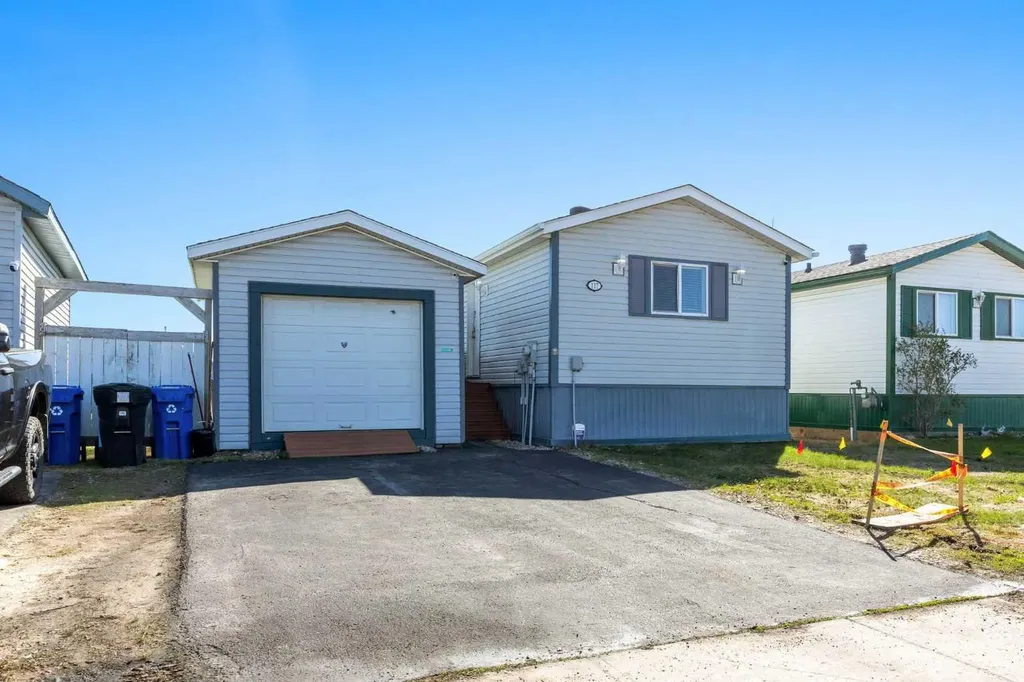 117 Mckinlay Crescent Fort Mcmurray AB T9K 2M6