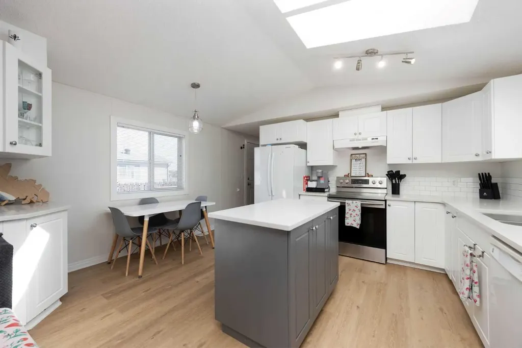 117 Mckinlay Crescent Fort Mcmurray AB T9K 2M6