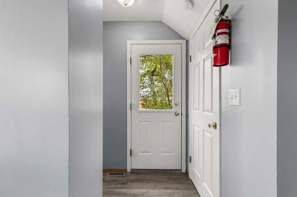 1816 26 Avenue Delburne AB T0M 0V0