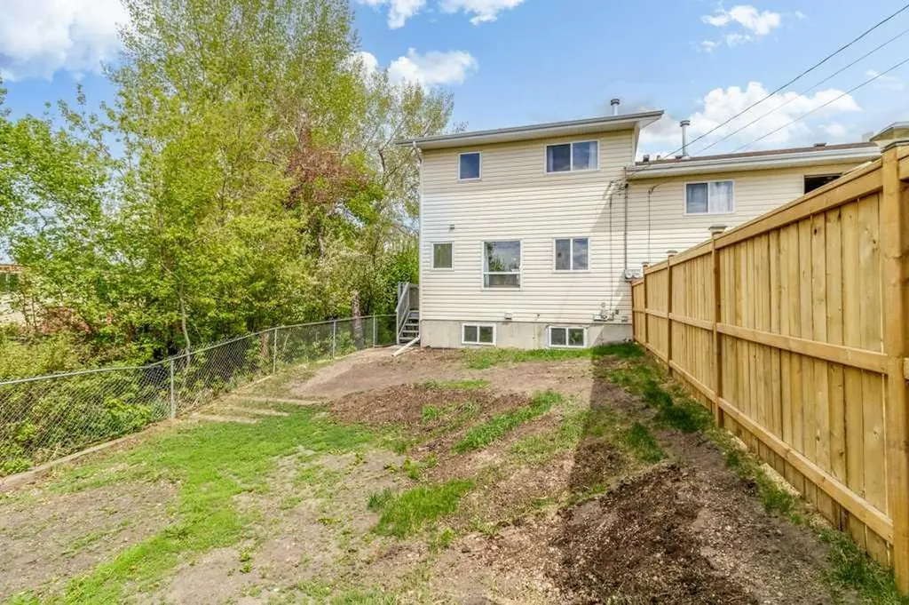 1816 26 Avenue Delburne AB T0M 0V0