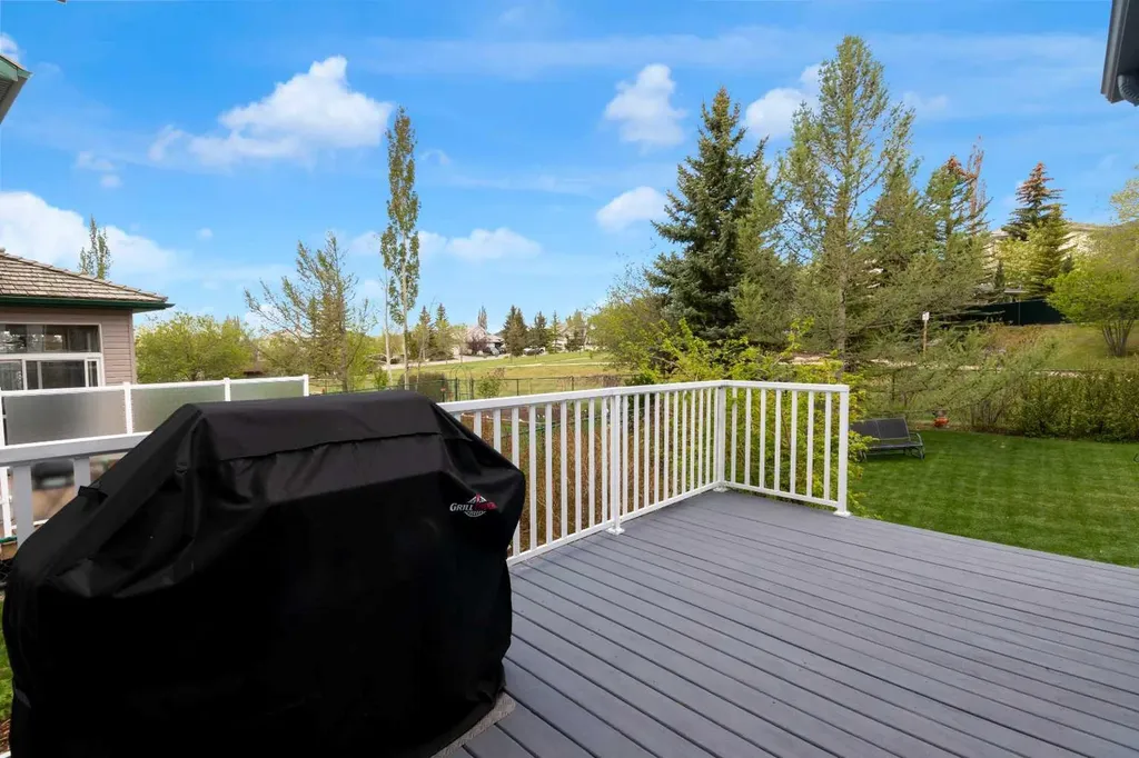 124 Gleneagles Terrace Cochrane AB T4C 1W6