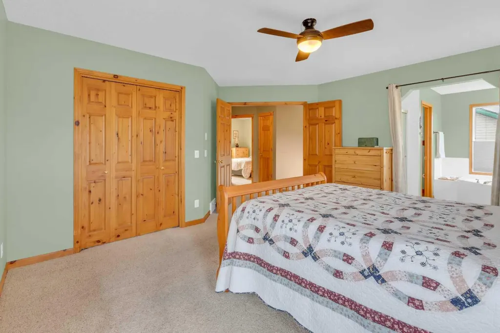 124 Gleneagles Terrace Cochrane AB T4C 1W6