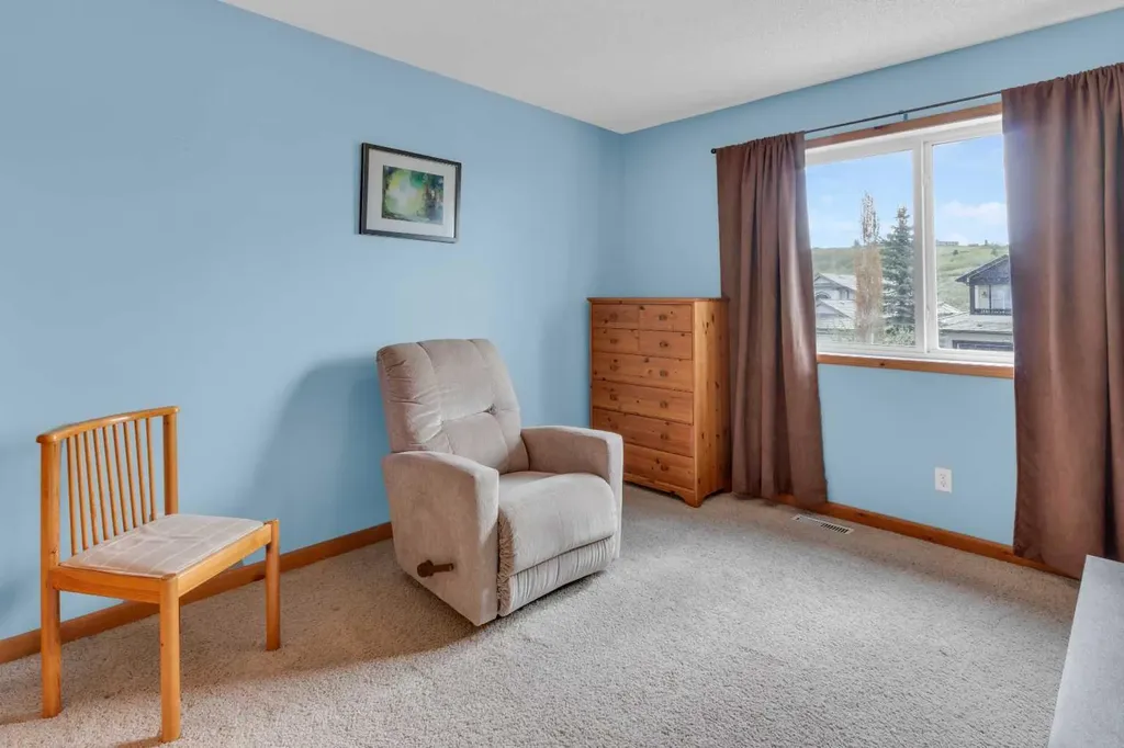 124 Gleneagles Terrace Cochrane AB T4C 1W6