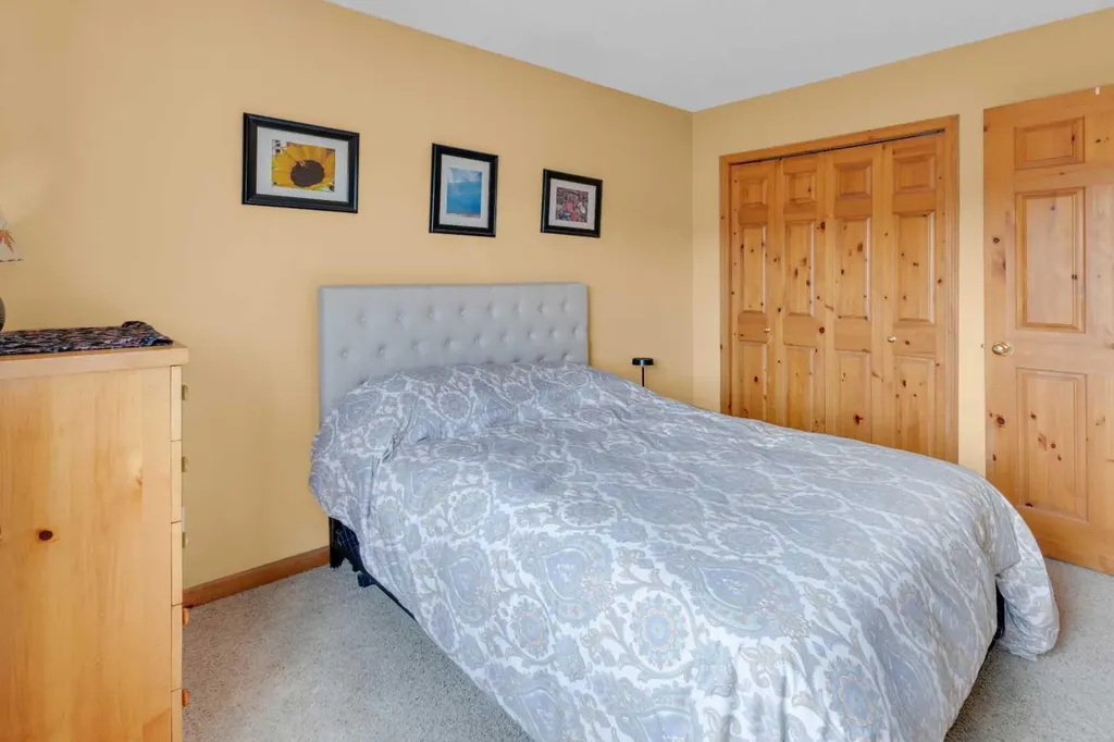 124 Gleneagles Terrace Cochrane AB T4C 1W6