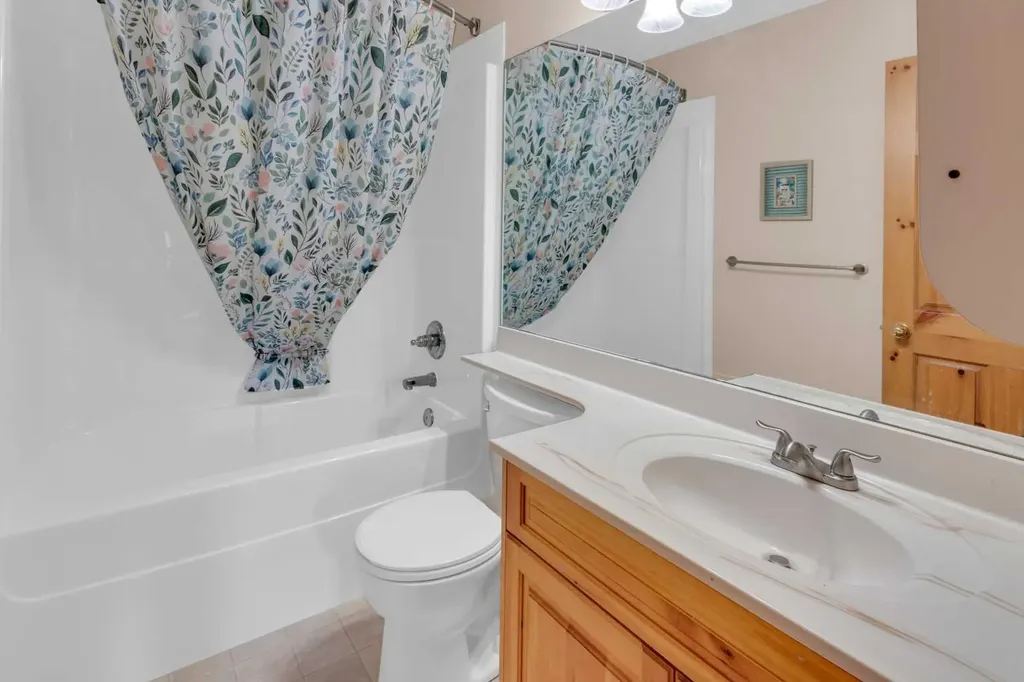 124 Gleneagles Terrace Cochrane AB T4C 1W6
