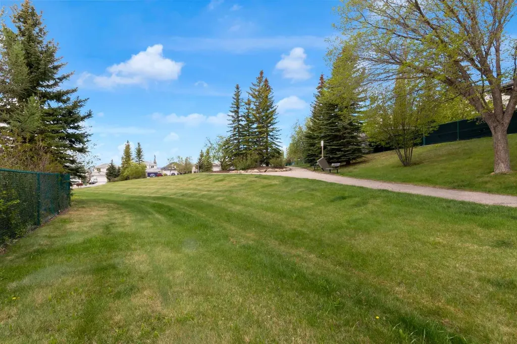 124 Gleneagles Terrace Cochrane AB T4C 1W6
