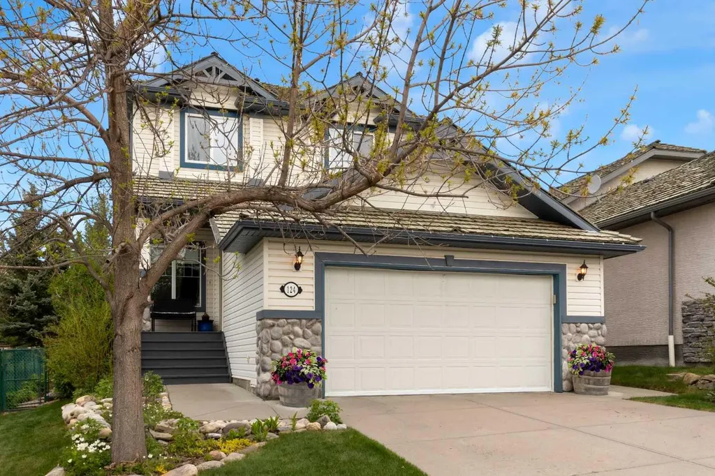 124 Gleneagles Terrace Cochrane AB T4C 1W6