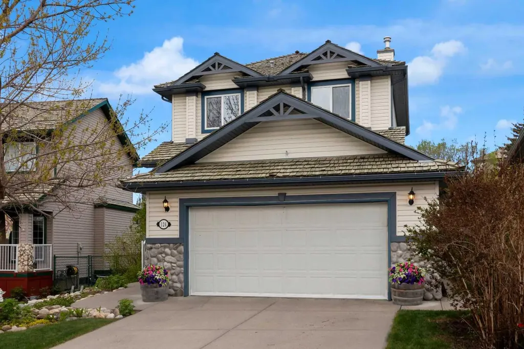 124 Gleneagles Terrace Cochrane AB T4C 1W6