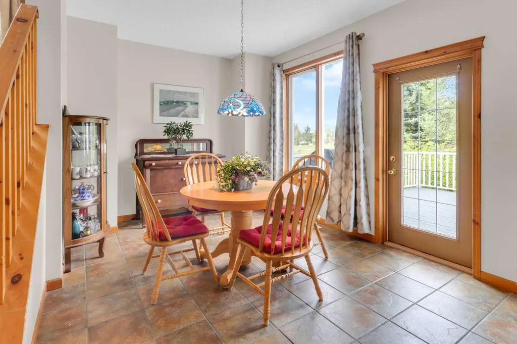 124 Gleneagles Terrace Cochrane AB T4C 1W6