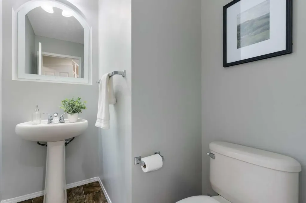 164 Royal Oak Heights NW Calgary AB T3G 5V3