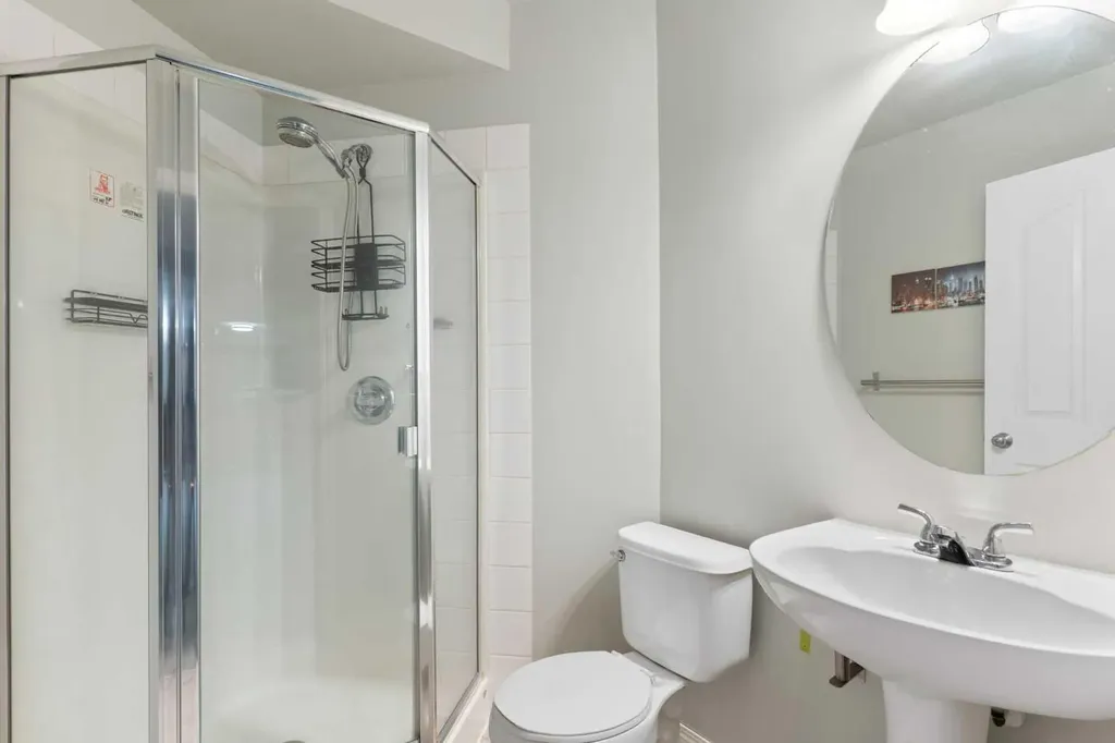 164 Royal Oak Heights NW Calgary AB T3G 5V3