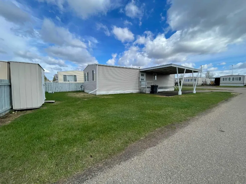 5308 57 Street Lloydminster AB T9V2A3