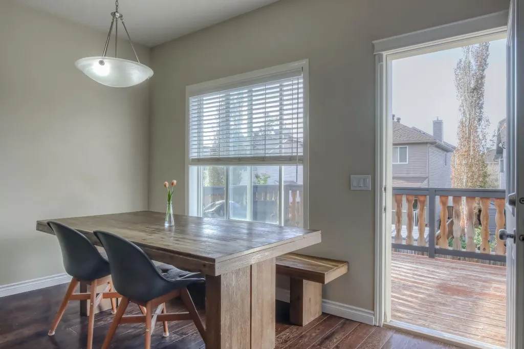 77 Weston Court SW Calgary AB T3H 5E7