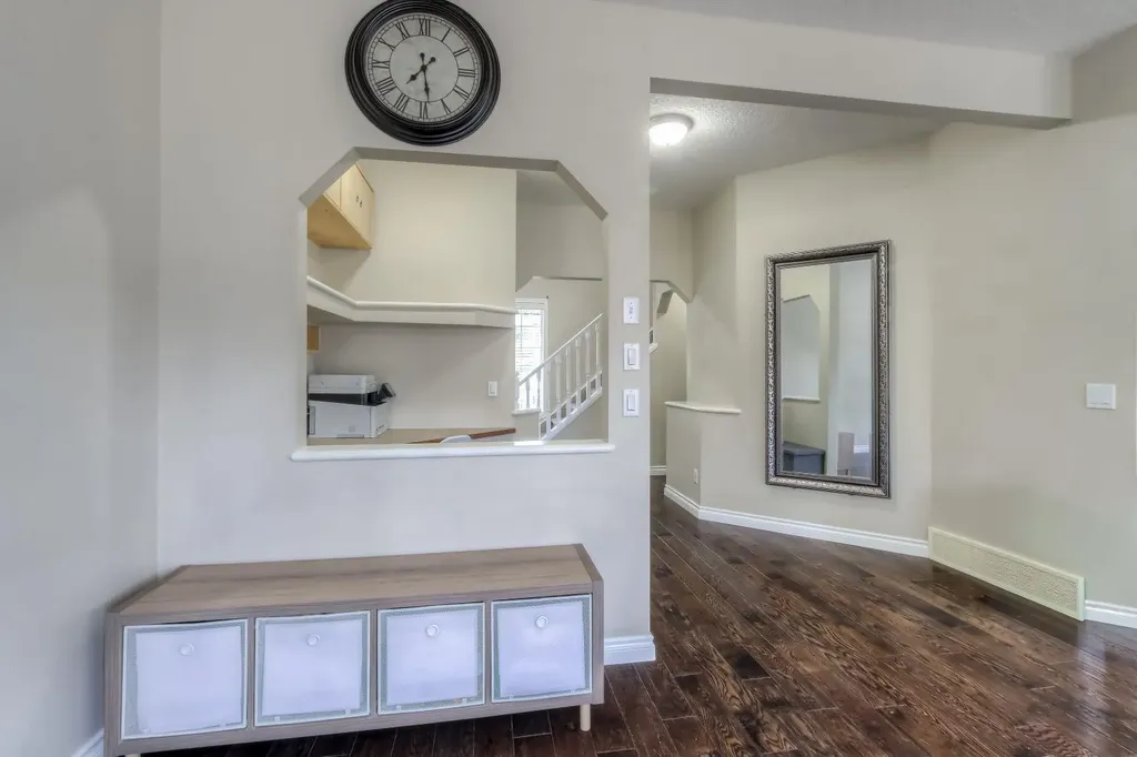 77 Weston Court SW Calgary AB T3H 5E7