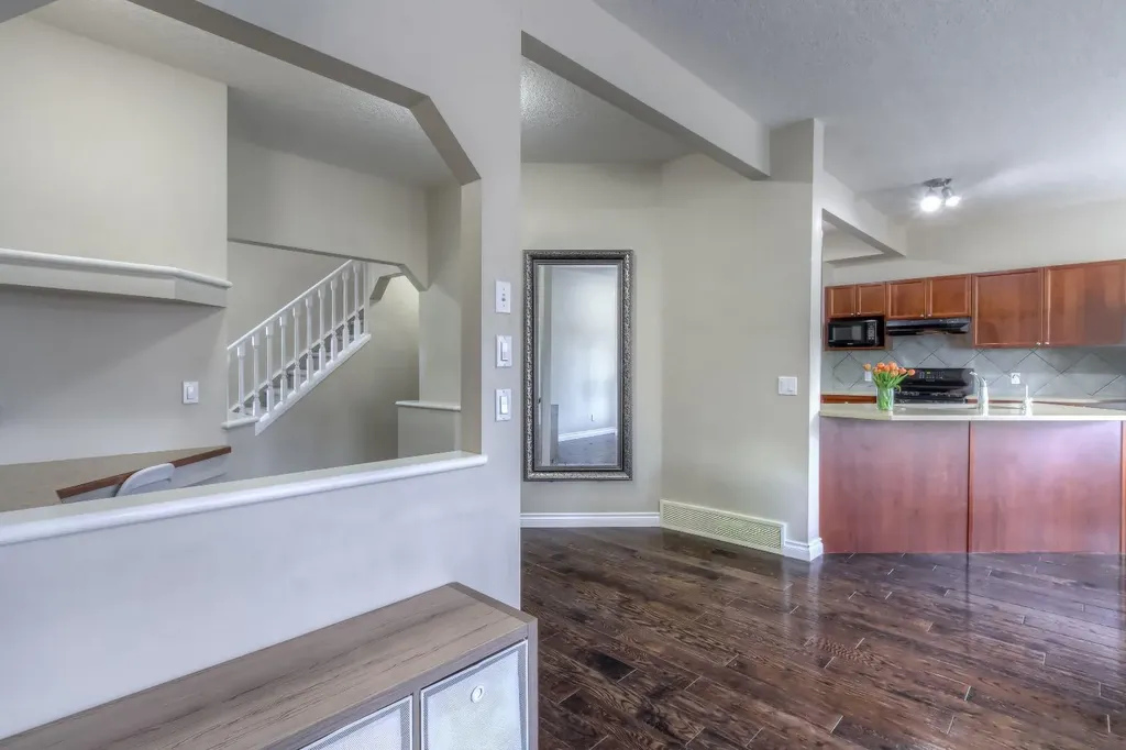 77 Weston Court SW Calgary AB T3H 5E7
