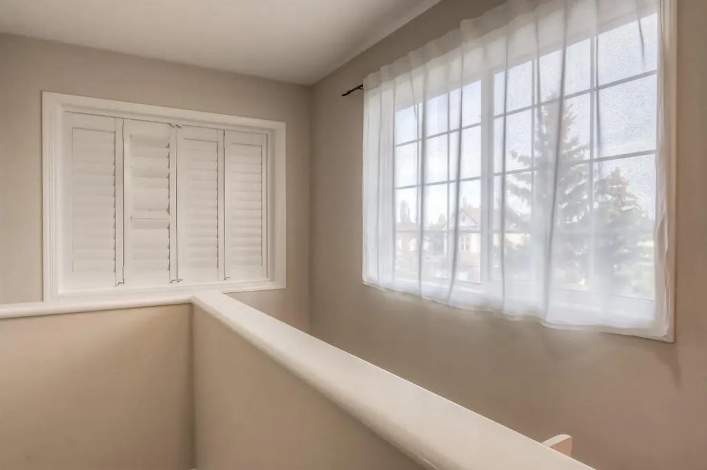 77 Weston Court SW Calgary AB T3H 5E7