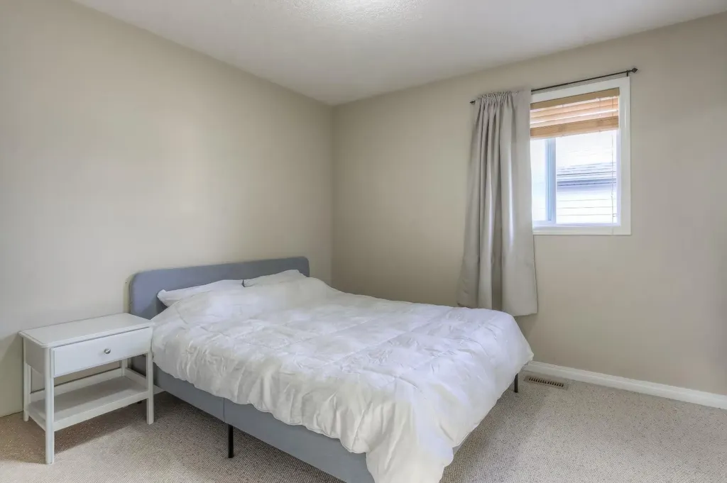 77 Weston Court SW Calgary AB T3H 5E7