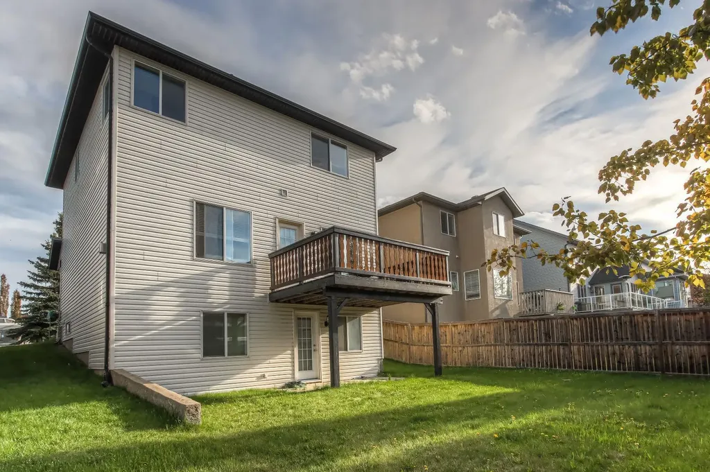 77 Weston Court SW Calgary AB T3H 5E7