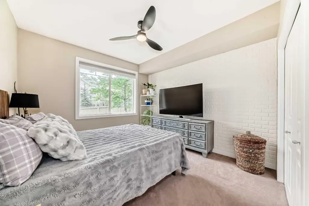 211 Aspen Stone Boulevard SW Calgary AB T3H 0K1