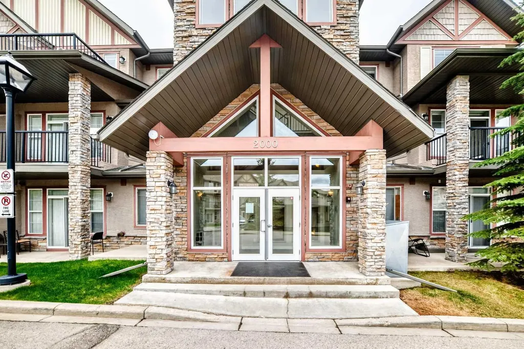 211 Aspen Stone Boulevard SW Calgary AB T3H 0K1