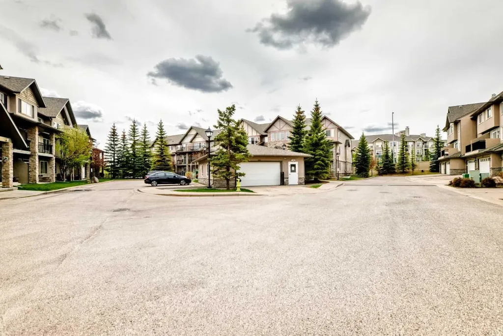 211 Aspen Stone Boulevard SW Calgary AB T3H 0K1
