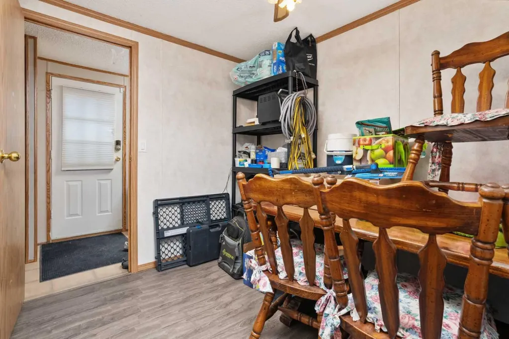 5233 47 Street Camrose AB T4V 1K3