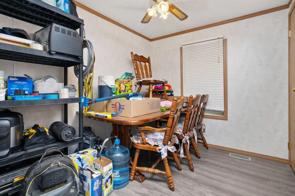 5233 47 Street Camrose AB T4V 1K3