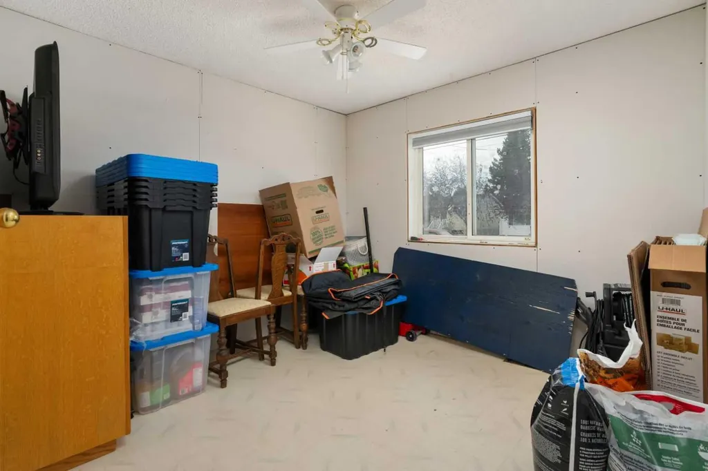 5233 47 Street Camrose AB T4V 1K3