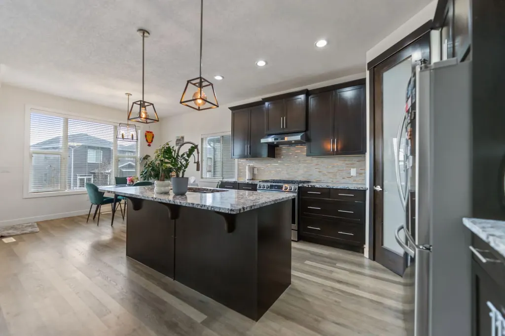 126 Bayview Street SW Airdrie AB T4B 3V1