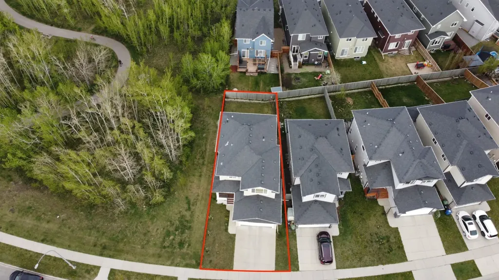126 Bayview Street SW Airdrie AB T4B 3V1